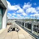 Business Trip - Sauna, Gym, Rooftop *