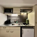 Business Trip - Sauna, Gym, Rooftop