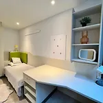 Business Trip - Sauna, Gym, Rooftop Apartamento *