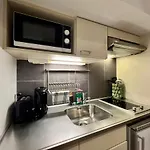 Business Trip - Sauna, Gym, Rooftop *
