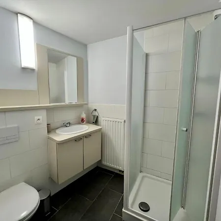 アパート Business Trip - Sauna, Gym, Rooftop