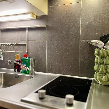 Business Trip - Sauna, Gym, Rooftop