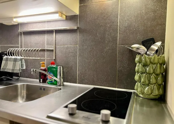 Business Trip - Sauna, Gym, Rooftop